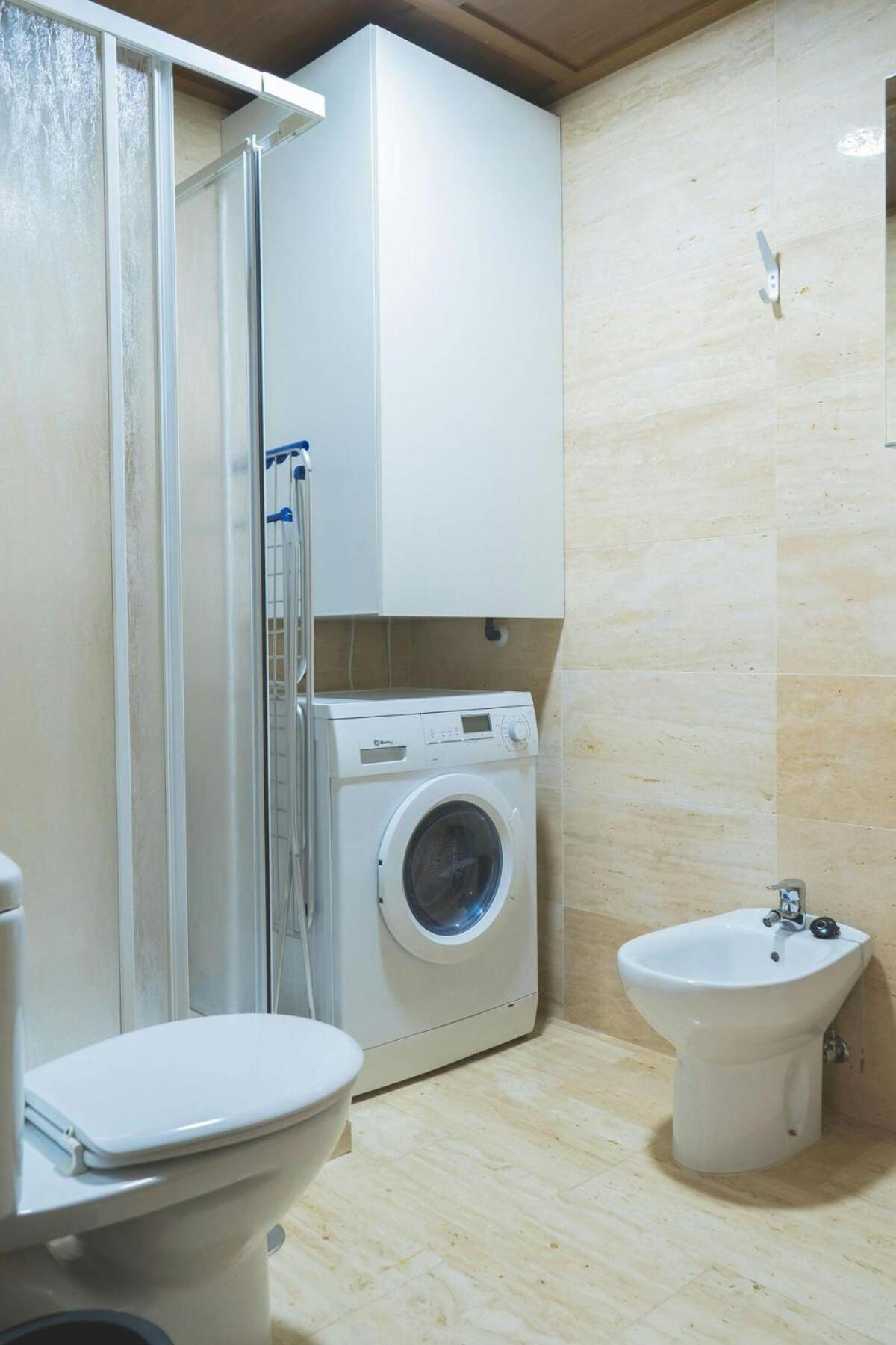 Centrico Apartamento En Calle Carreteria - マラガ エクステリア 写真