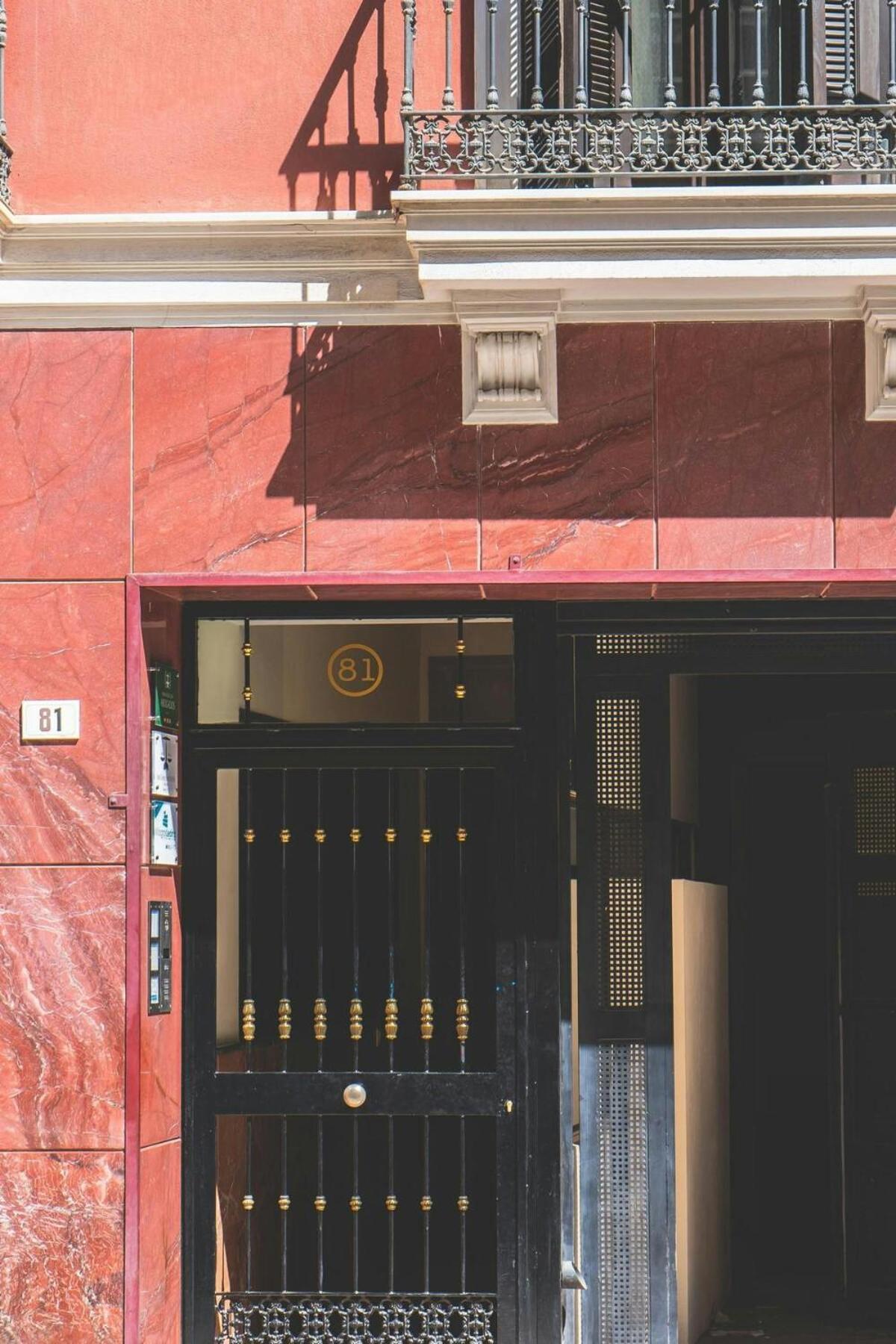 Centrico Apartamento En Calle Carreteria - マラガ エクステリア 写真